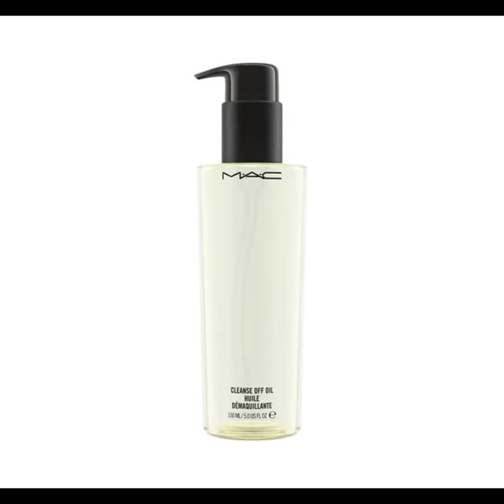 MAC Cosmetics Cleanse Off Oil